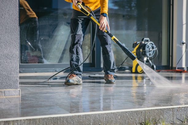Best Pool Deck Cleaning in Fox River Grove, IL